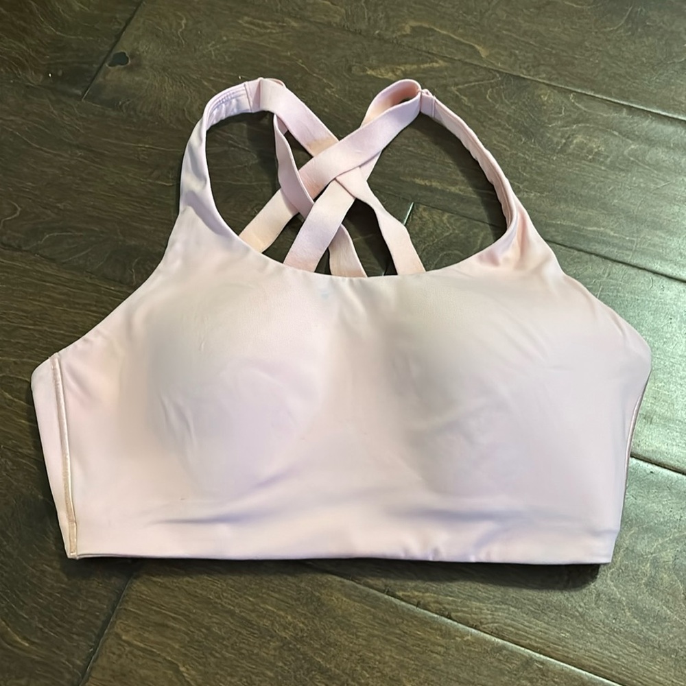 Lululemon bra light pink